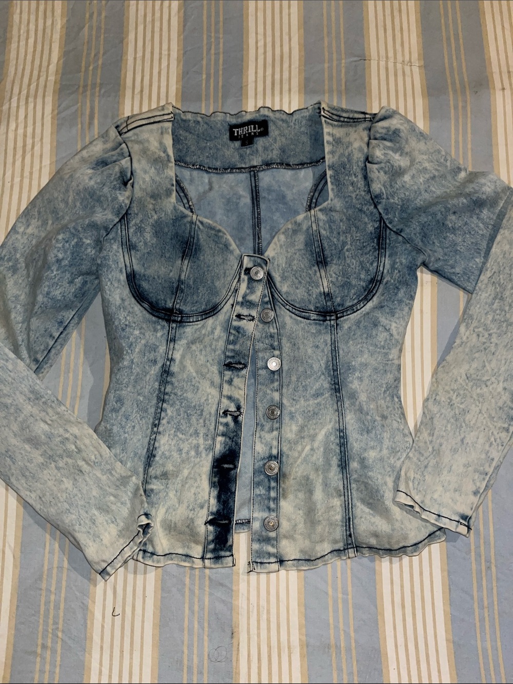 Thrill Light Blue Acid-Wash Button Front Long Sleeve Top